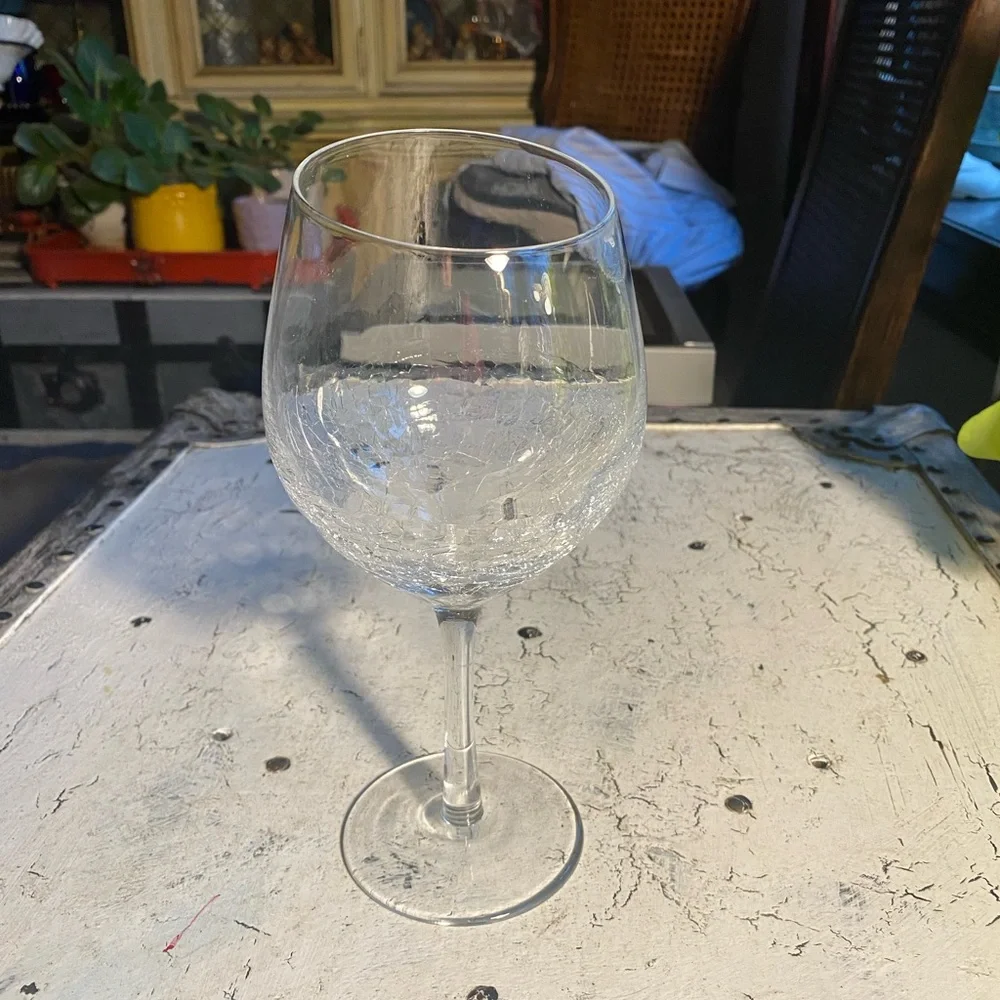 Pier 1 Crackle Angled Red Wine Goblet 18 oz